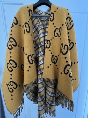 Gucci GG Wool Poncho